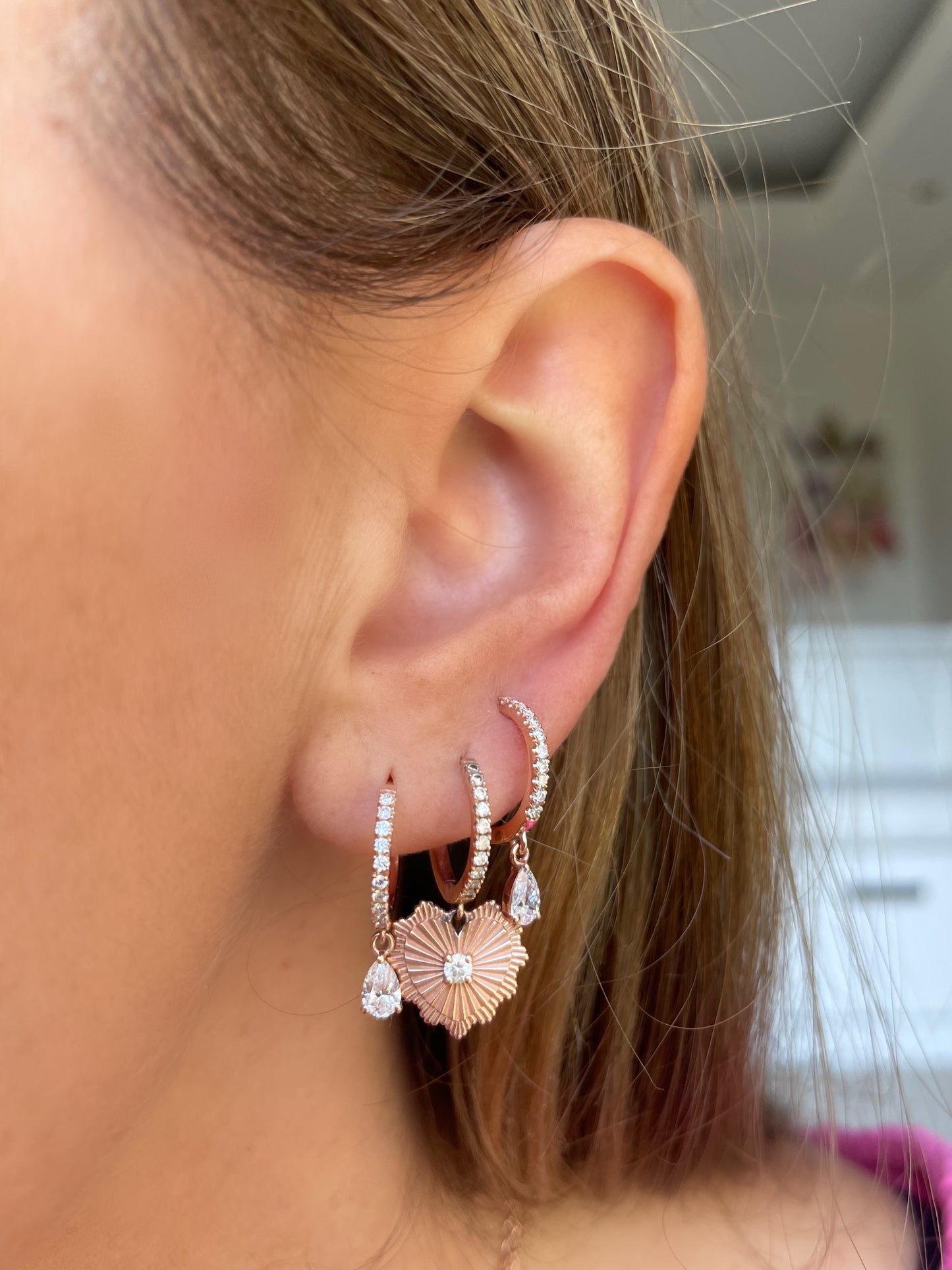 Serrated Diamond Heart Huggie