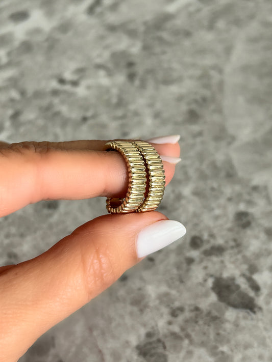 Grosgrain Huggie - Large