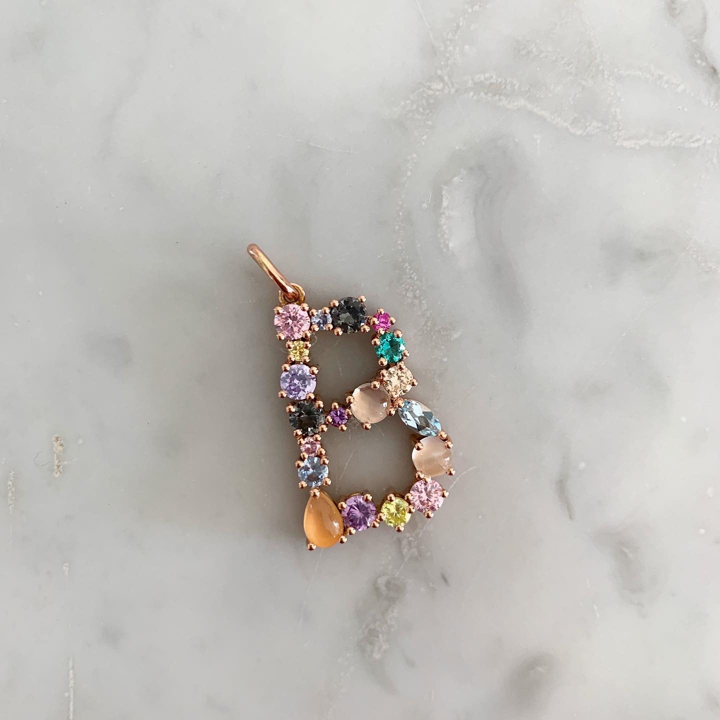 Multi Stone Initial