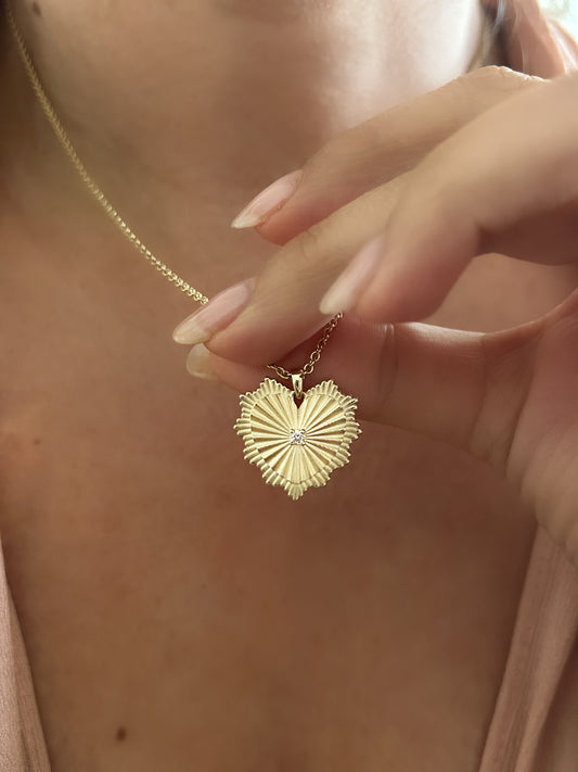 20mm Serrated Diamond Heart Necklace