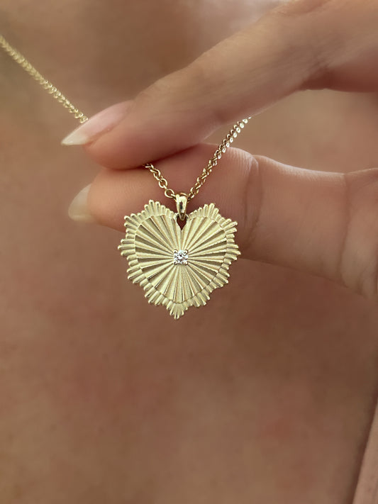 20mm Serrated Diamond Heart Necklace